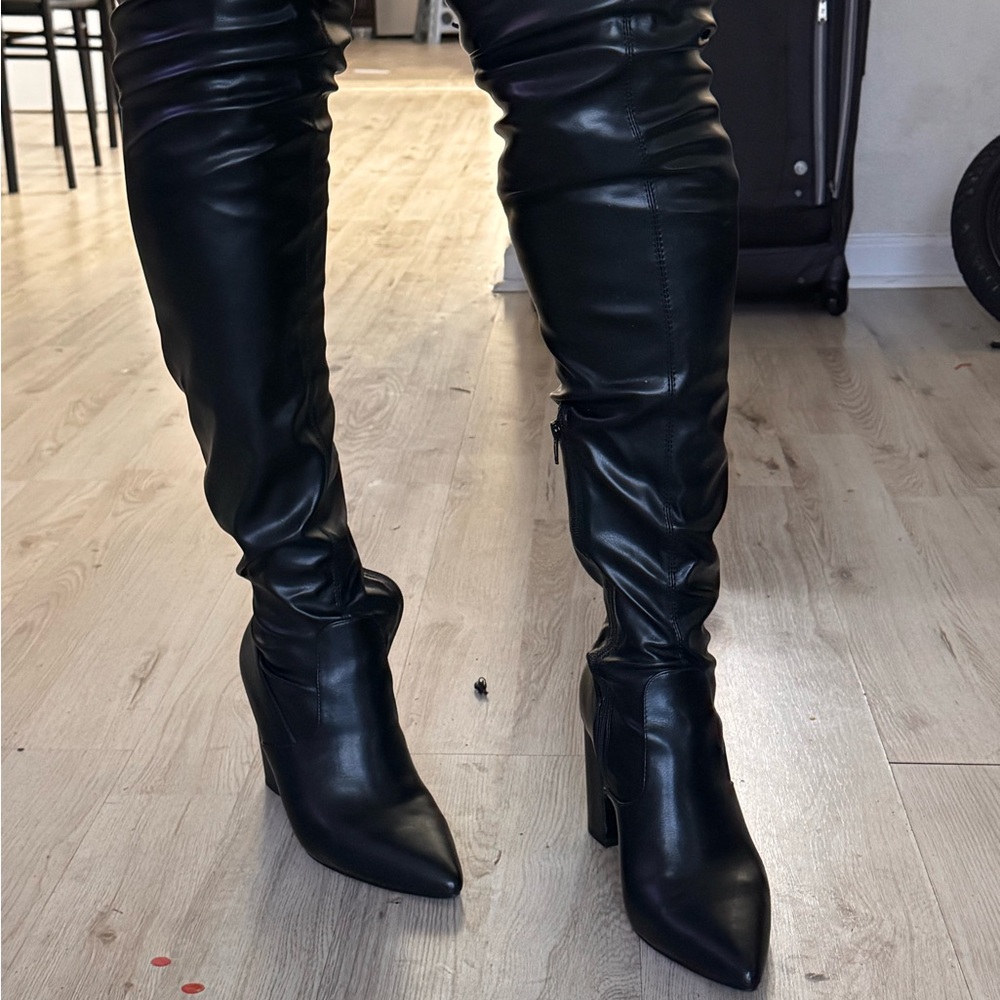 Black Knee-High Leather Boots